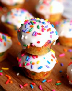 http://www.happygoluckyblog.com/wp-content/uploads/2017/04/Mini-Funfetti-Donut-Muffins-3-2-235x300.jpg